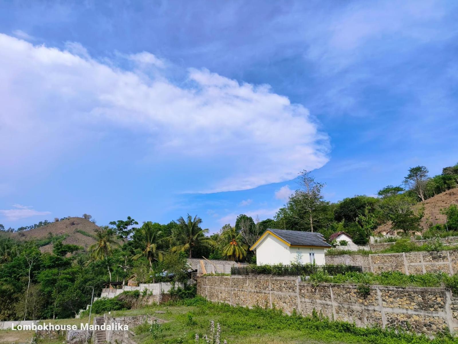 Lombokhouse Mandalika Hotel Kuta  Luaran gambar