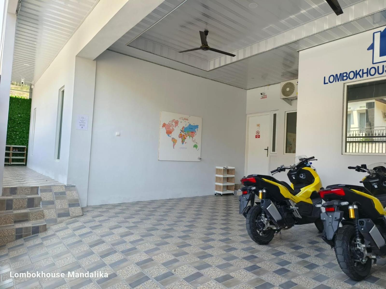 Lombokhouse Mandalika Hotel Kuta  Luaran gambar